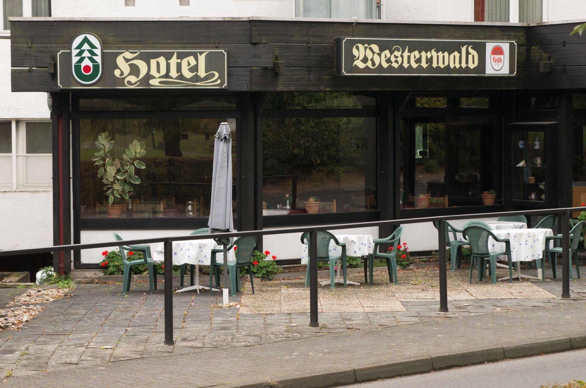 Landhotel Westerwald Ehlscheid Extérieur photo