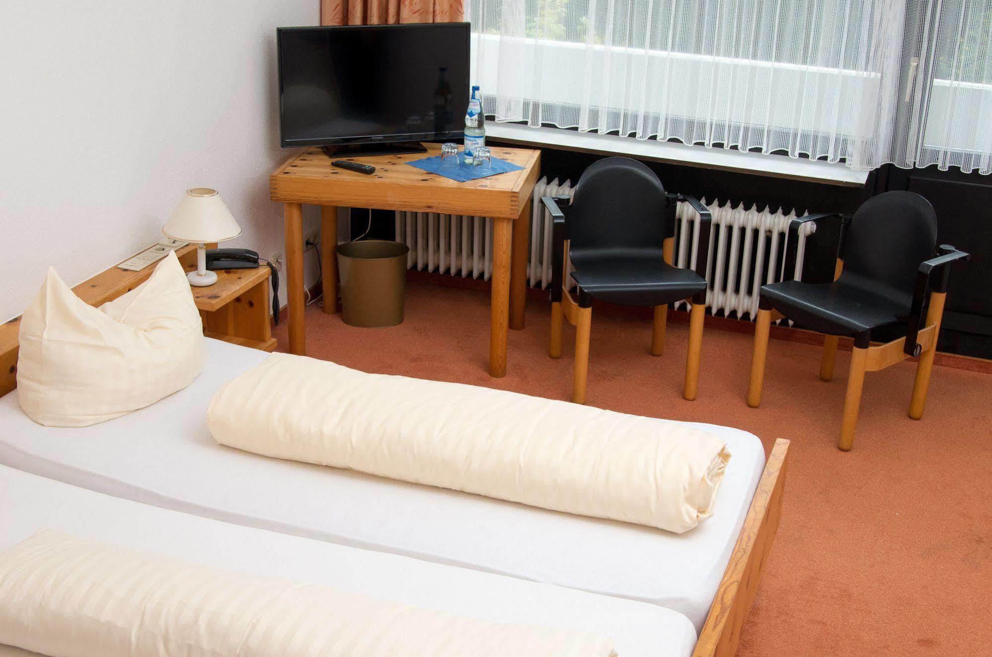 Landhotel Westerwald Ehlscheid Extérieur photo